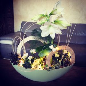 MARIAGE COMPO Fleurs et plantes amaryllis hellébore